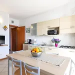 La Collina Apart Otel Vercana