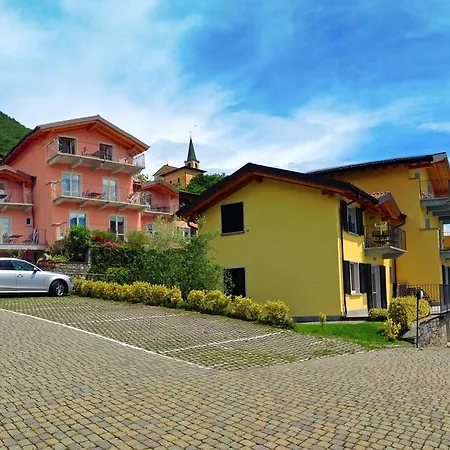 Aparthotel La Collina