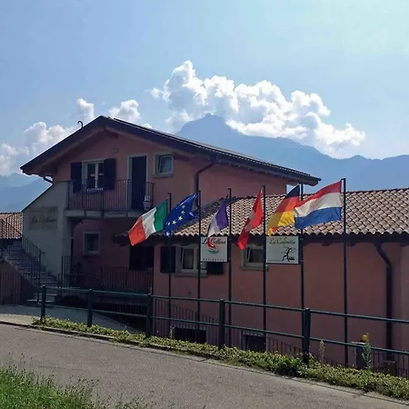 La Collina Aparthotel Vercana