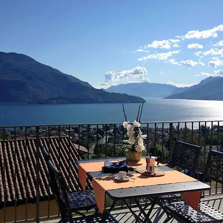 La Collina Aparthotel 3*
