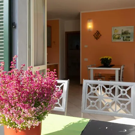 La Collina Aparthotel Vercana