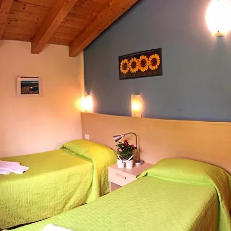 La Collina Aparthotel 3*