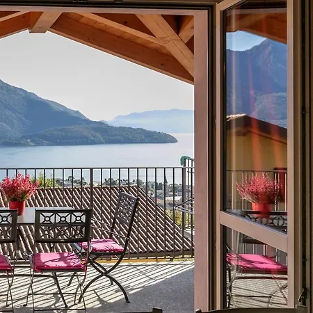 La Collina Aparthotel Vercana
