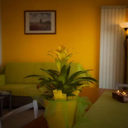 La Collina Aparthotel Vercana