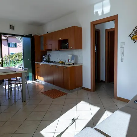 La Collina Aparthotel Vercana