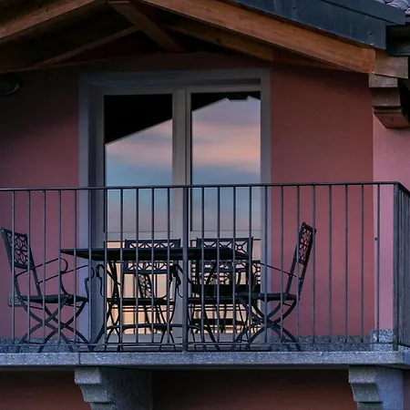 La Collina Aparthotel