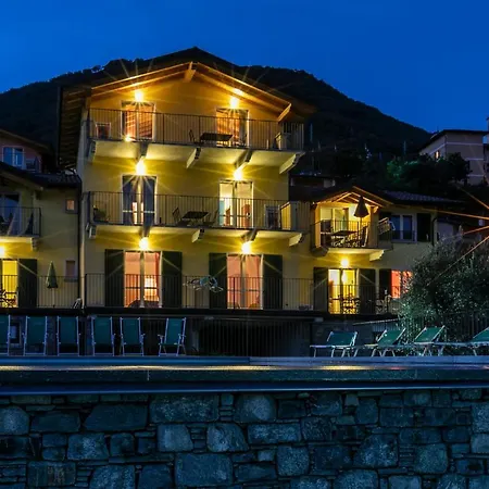 Aparthotel La Collina Vercana