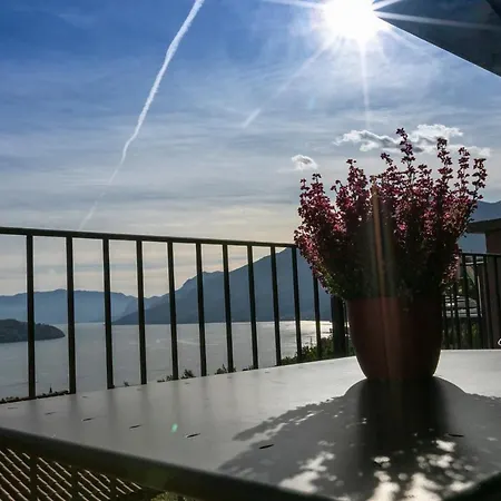 La Collina 3* Vercana