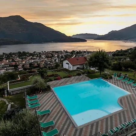 Aparthotel La Collina Vercana