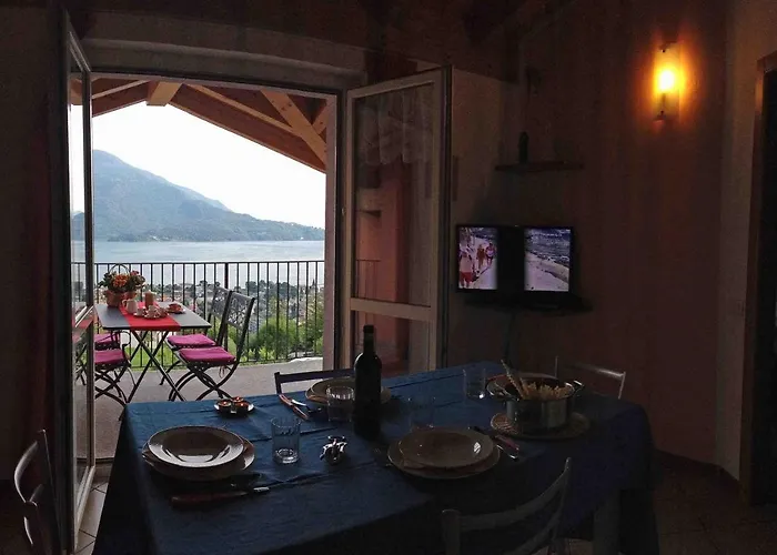 Aparthotel La Collina Vercana